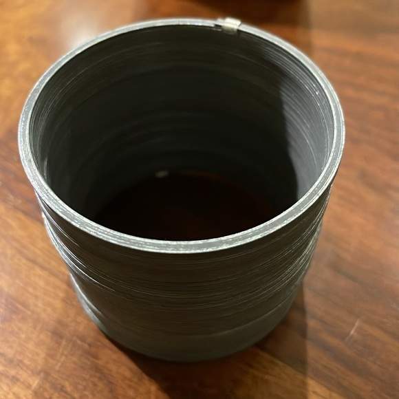 VINTAGE JAMES INDUSTRIES, INC SILVER SLINKY TOY WITH ORIGINAL BOX - CLASSIC! - Picture 4 of 12